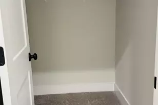 9508 Munsing Dr, Charlotte, NC 28269 - Photo 36