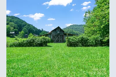 9065 Nc 63 Highway, Leicester, NC 28748 - Photo 8