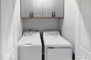 10632 Overlook Mountain Dr, Charlotte, NC 28216 - Photo 16