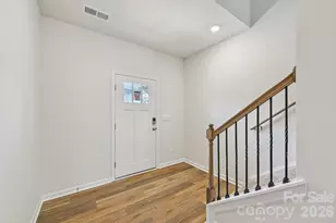 7632 Bainbridge Rd, Sherrills Ford, NC 28673 - Photo 2