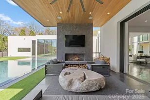 4817 Carmel Park Dr, Charlotte, NC 28226 - Photo 10