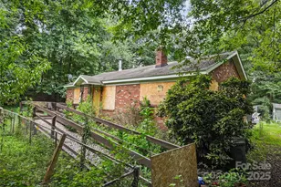 6109 Paw Creek Rd, Charlotte, NC 28214 - Photo 18