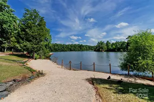 4423 Parkgate Drive, Matthews, NC 28105 - Photo 44