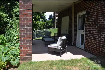 5665 Gold Creek Bay Drive, Hickory, NC 28601 - Photo 34