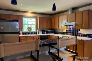 6734 Knollgate Dr, Charlotte, NC 28212 - Photo 6