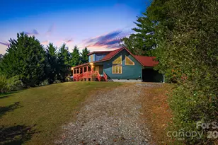 830 Windy River Ridge, Burnsville, NC 28714 - Photo 2