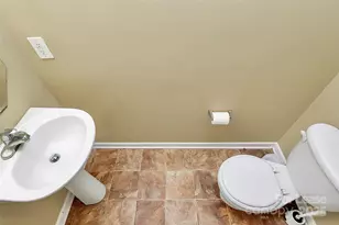 5750 Laborde Ave, Charlotte, NC 28269 - Photo 14