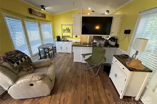 112 N Cardinal Dr, New London, NC 28127 - Photo 6