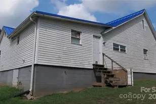 127 Hill St, Mooresboro, NC 28114 - Photo 4