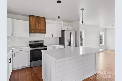 111 Dawn Drive, Waynesville, NC 28786 - Photo 10