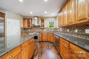 107 Wellesley Ln, Mooresville, NC 28115 - Photo 6