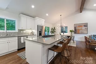 6527 Burlwood Rd, Charlotte, NC 28211 - Photo 16