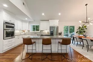 6527 Burlwood Rd, Charlotte, NC 28211 - Photo 18