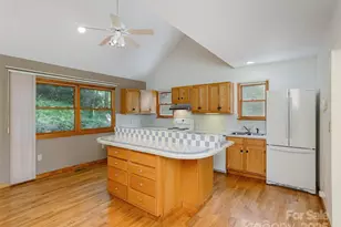 94 Marcellina Dr, Fairview, NC 28730 - Photo 12