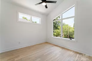 1725 Seifert Cir, Charlotte, NC 28205 - Photo 22