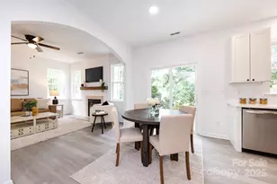 13409 Glasgow Green Ln, Charlotte, NC 28213 - Photo 12