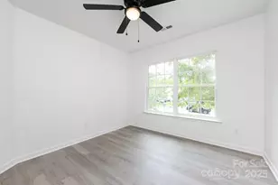 13409 Glasgow Green Ln, Charlotte, NC 28213 - Photo 38