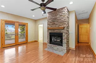 32 Delano Rd, Asheville, NC 28805 - Photo 20