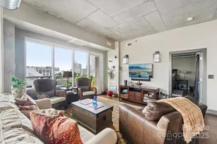 505 E 6th St, Charlotte, NC 28202 - Photo 10