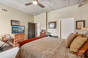 505 E 6th St, Charlotte, NC 28202 - Photo 36