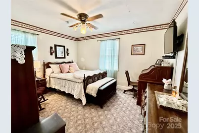 3 Underwood Avenue, Great Falls, SC 29055 - Photo 32