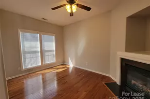 7844 Paper Birch Dr, Charlotte, NC 28215 - Photo 6