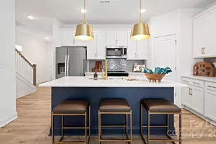 9100 Bluedale Rd, Charlotte, NC 28216 - Photo 6