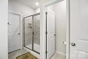 8156 Merryvale Ln, Charlotte, NC 28214 - Photo 18