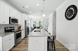 8156 Merryvale Ln, Charlotte, NC 28214 - Photo 12