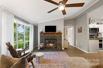 20 Timbers Edge Lane, Fairview, NC 28730 - Photo 4