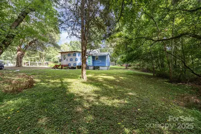 1110 Wall Street, Statesville, NC 28677 - Photo 22