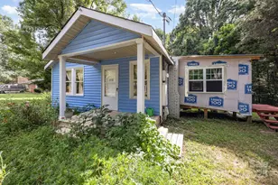 1110 Wall St, Statesville, NC 28677 - Photo 2