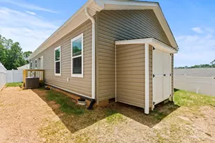 131 Bellamy Rd, Asheville, NC 28806 - Photo 26