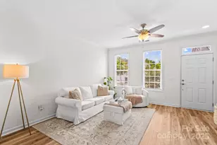 15879 Sharon Dale Dr, Davidson, NC 28036 - Photo 4