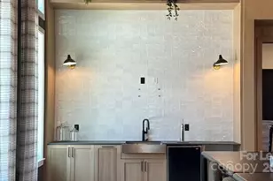 9414 Mallard Creek Rd, Charlotte, NC 28262 - Photo 4