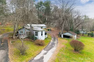 57 Twin Ponds Ln, Hendersonville, NC 28739 - Photo 24