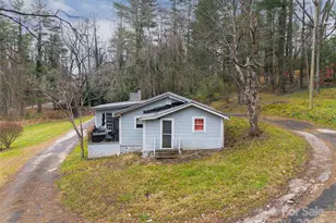 57 Twin Ponds Ln, Hendersonville, NC 28739 - Photo 34