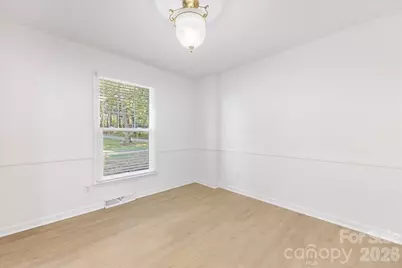 1840 Stoneyridge Drive, Charlotte, NC 28214 - Photo 36