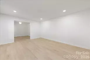 1840 Stoneyridge Dr, Charlotte, NC 28214 - Photo 38