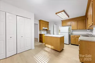 1840 Stoneyridge Dr, Charlotte, NC 28214 - Photo 32