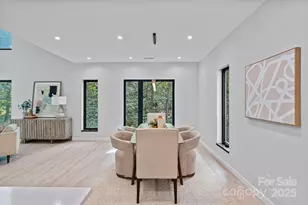 801 Autumnwood Ln, Charlotte, NC 28213 - Photo 20