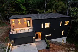 801 Autumnwood Ln, Charlotte, NC 28213 - Photo 4