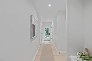 801 Autumnwood Ln, Charlotte, NC 28213 - Photo 12