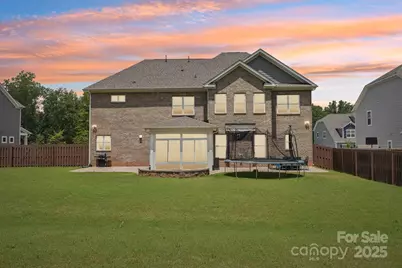 809 Brown Creek Drive, Matthews, NC 28104 - Photo 2