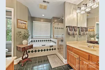 11902 Mountain Crest Circle, Charlotte, NC 28216 - Photo 16