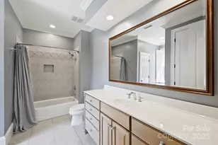 1869 Queens Rd W, Charlotte, NC 28207 - Photo 28