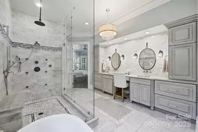 1869 Queens Road W, Charlotte, NC 28207 - Photo 22