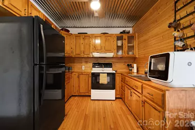 29 Ponder Street, Mars Hill, NC 28754 - Photo 12
