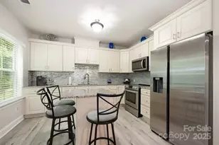 820 Pecan Tree Ln, Fort Mill, SC 29715 - Photo 10