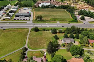 81 River Look Dr, Burnsville, NC 28714 - Photo 6